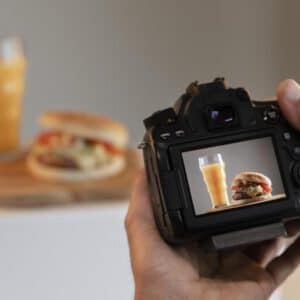 product-photographer-with-camera-studio